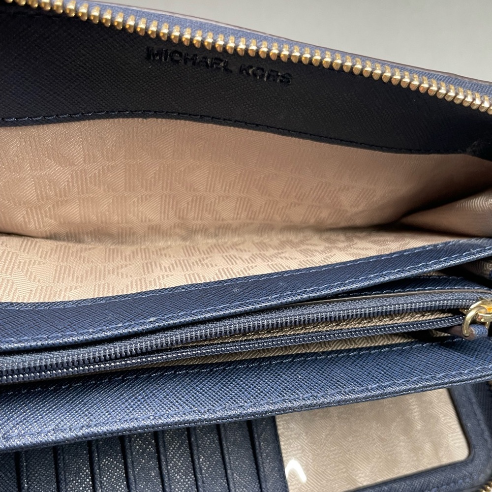 Michael Kors Jet Set Travel Continental Zip Wallet in Navy Blue Saffiano Leather - Picture 10 of 16